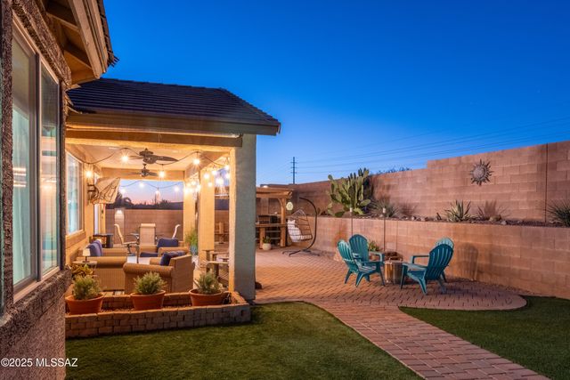 11090 W Copper Field Street, Marana, AZ 85658