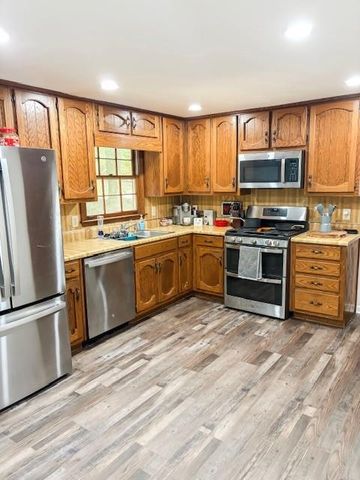 392 Princeton Way, Lawrenceville, GA 30044