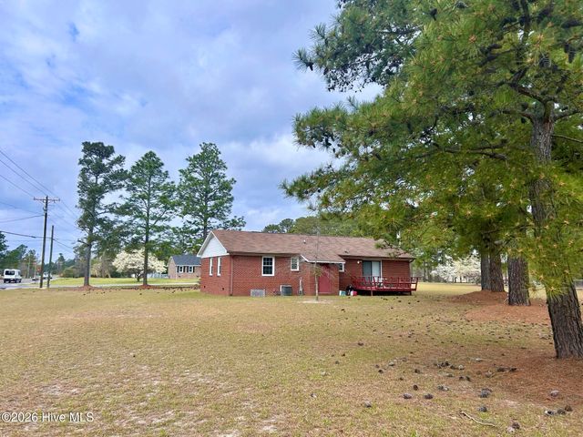 102 Wilderness Drive, Rockingham, NC 28379