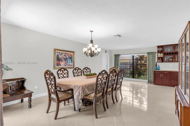 18645 SW 90th Avenue, Cutler Bay, FL 33157