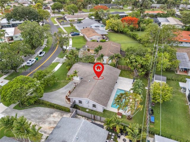 18645 SW 90th Avenue, Cutler Bay, FL 33157