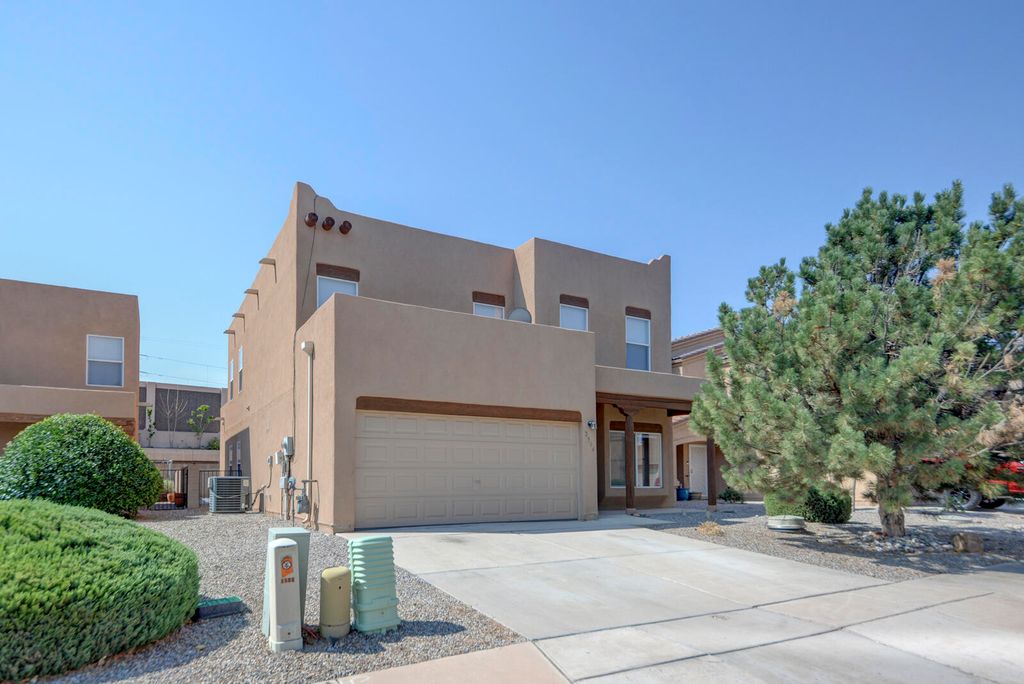 2504 SARITA Avenue NW, Albuquerque, NM 87104