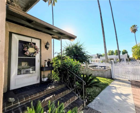 1995 Genevieve, San Bernardino, CA 92405