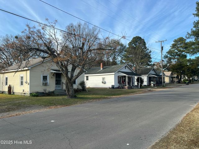 3733 East Street, Bethel, NC 27812