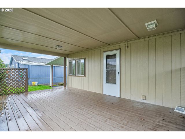 51459 Se Westlake Dr 102, Scappoose, OR 97056