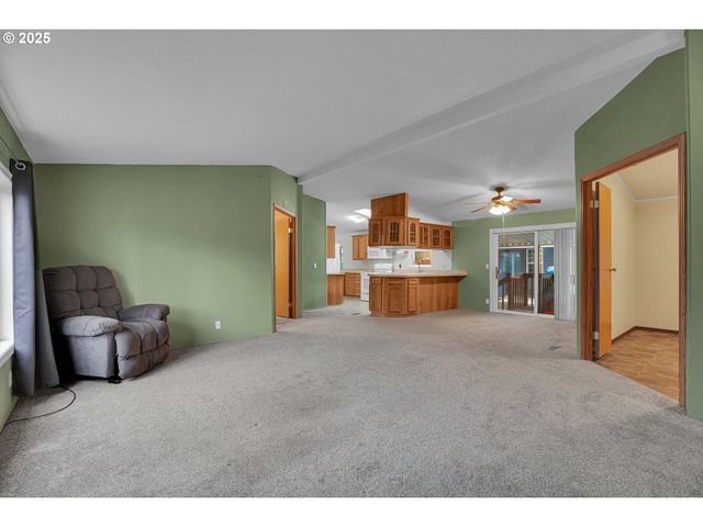 51459 Se Westlake Dr 102, Scappoose, OR 97056