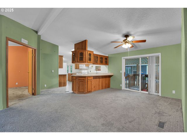 51459 Se Westlake Dr 102, Scappoose, OR 97056