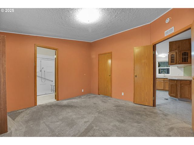 51459 Se Westlake Dr 102, Scappoose, OR 97056