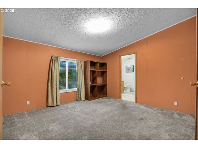 51459 Se Westlake Dr 102, Scappoose, OR 97056