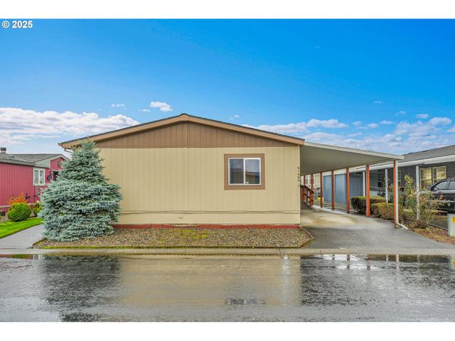 51459 Se Westlake Dr 102, Scappoose, OR 97056
