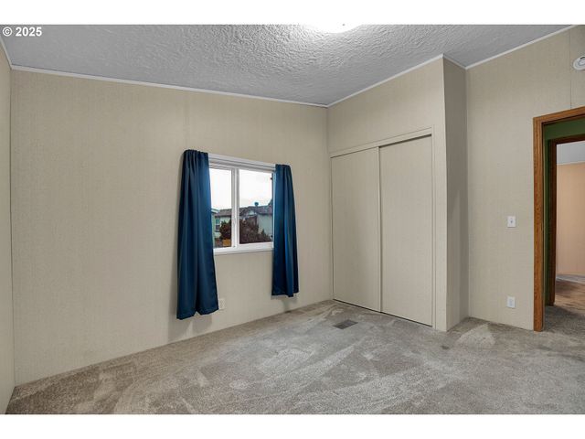 51459 Se Westlake Dr 102, Scappoose, OR 97056