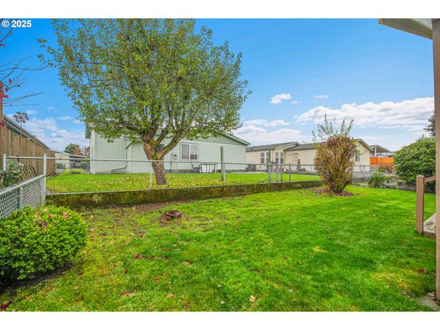 51459 Se Westlake Dr 102, Scappoose, OR 97056