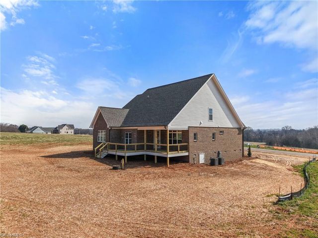 174 Orchard Grass Court, Mocksville, NC 27028