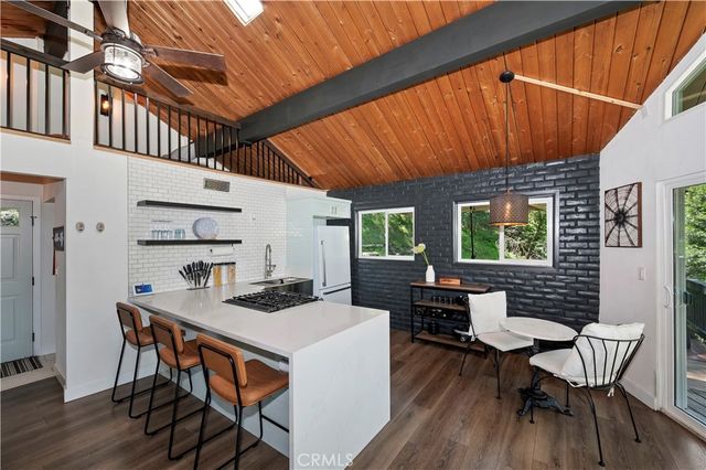24601 Geneva Drive, Crestline, CA 92325