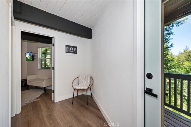 24601 Geneva Drive, Crestline, CA 92325