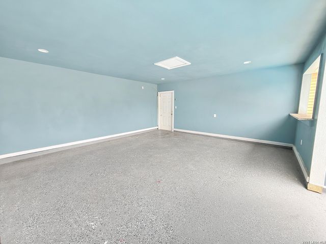 9614 Summer Vail, San Antonio, TX 78251