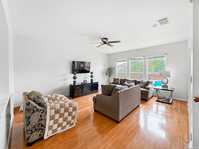 9614 Summer Vail, San Antonio, TX 78251