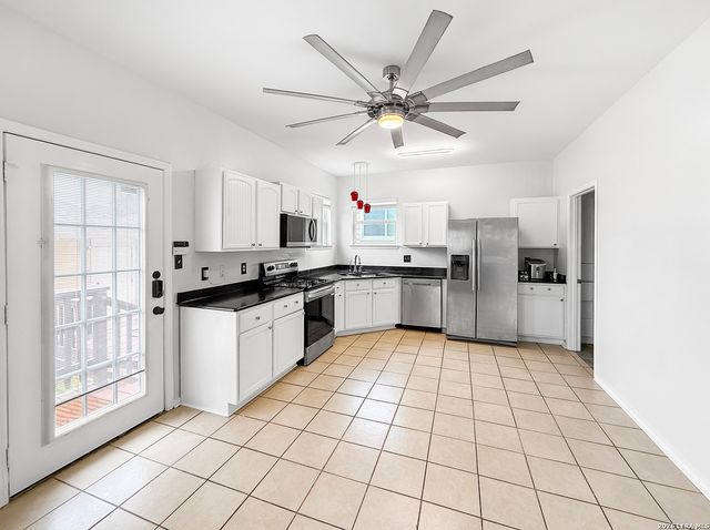 9614 Summer Vail, San Antonio, TX 78251