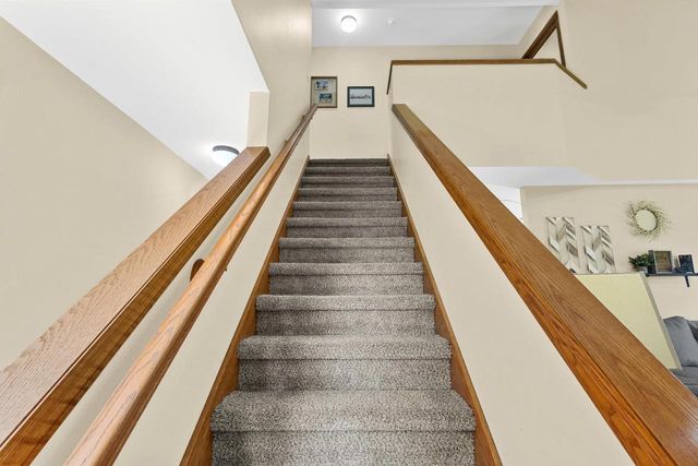 5608 Osborn Drive, Mcfarland, WI 53558