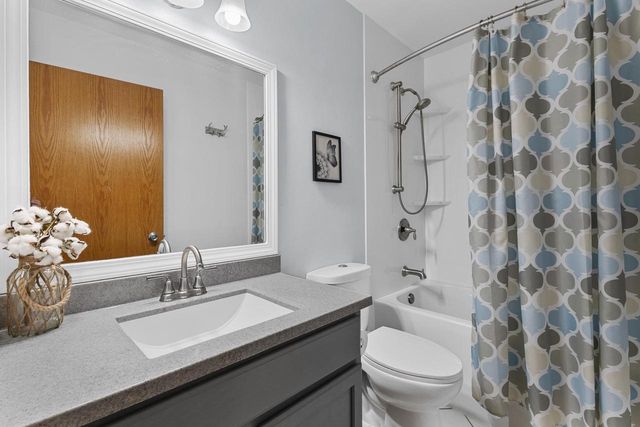 5608 Osborn Drive, Mcfarland, WI 53558