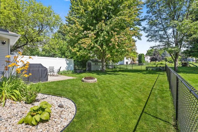 5608 Osborn Drive, Mcfarland, WI 53558