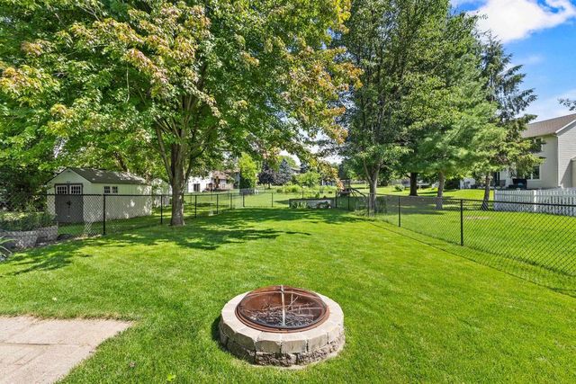 5608 Osborn Drive, Mcfarland, WI 53558