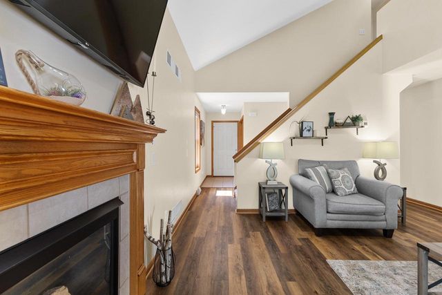 5608 Osborn Drive, Mcfarland, WI 53558