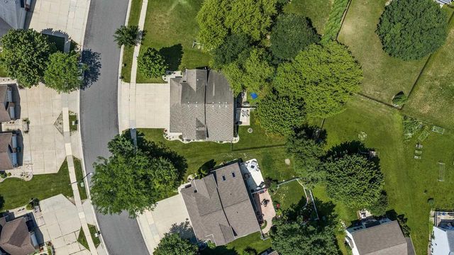 5608 Osborn Drive, Mcfarland, WI 53558