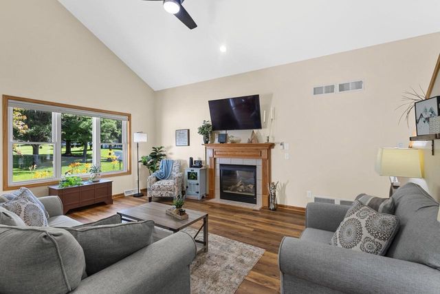 5608 Osborn Drive, Mcfarland, WI 53558
