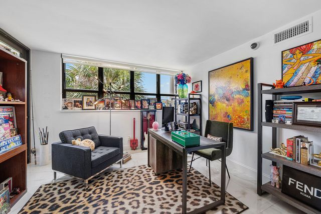 800 Jeffery Street 307, Boca Raton, FL 33487
