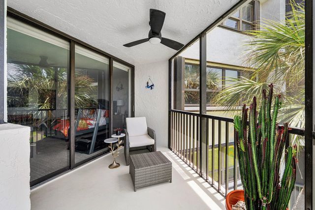 800 Jeffery Street 307, Boca Raton, FL 33487