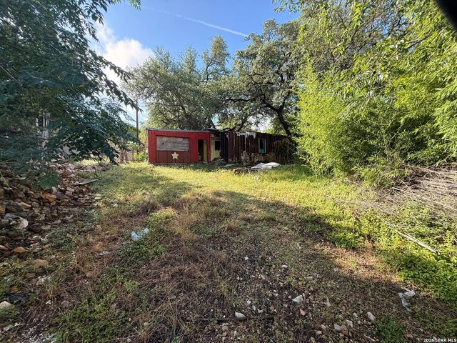626 LA CRESTA DR, Canyon Lake, TX 78133
