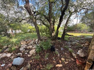 626 LA CRESTA DR, Canyon Lake, TX 78133