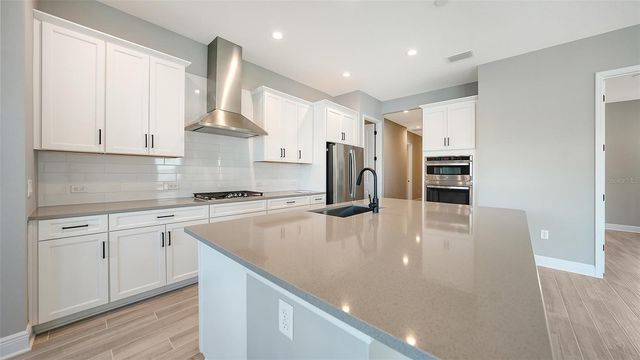 10103 HAMMOCK BROOK DRIVE, Parrish, FL 34219