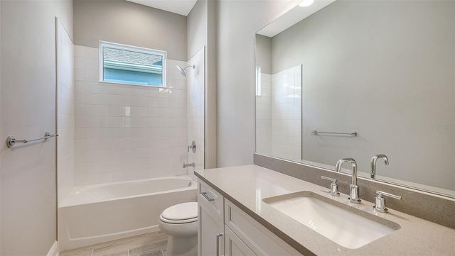 10103 HAMMOCK BROOK DRIVE, Parrish, FL 34219