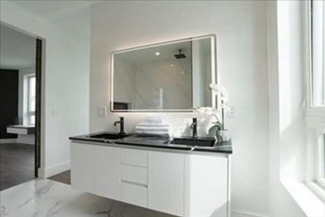 29 Woodford Street 2, Boston, MA 02125
