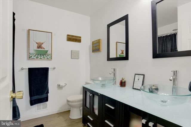 313 LAMP POST LN, Etters, PA 17319