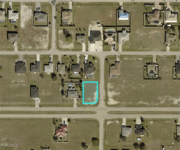 1133 Diplomat PKWY W, Cape Coral, FL 33993