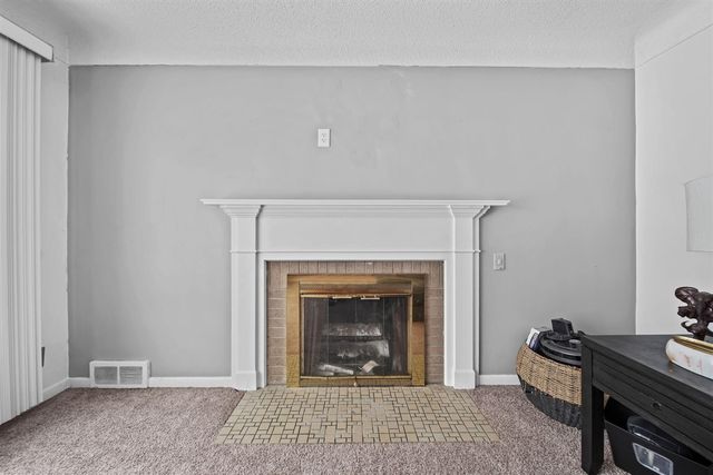 1127 S Brown Street, Jackson, MI 49203