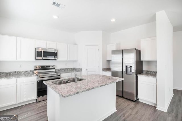115 Bulloch Court, Byron, GA 31008