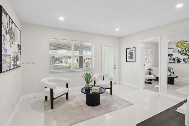 4730 NE 2nd Avenue, Oakland Park, FL 33334