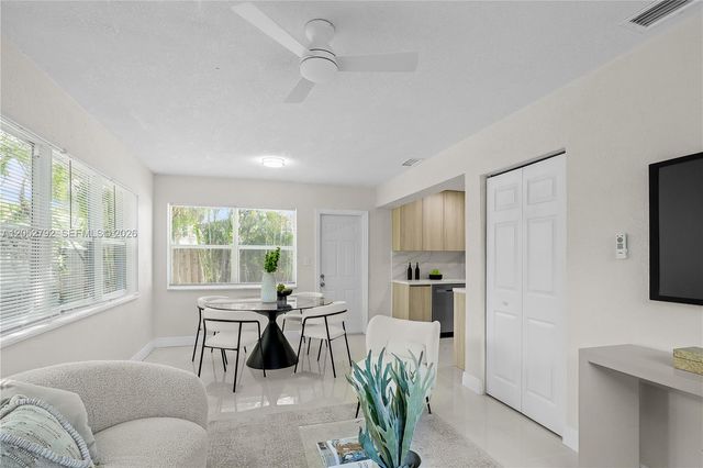4730 NE 2nd Avenue, Oakland Park, FL 33334