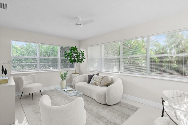 4730 NE 2nd Avenue, Oakland Park, FL 33334