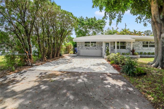 4730 NE 2nd Avenue, Oakland Park, FL 33334