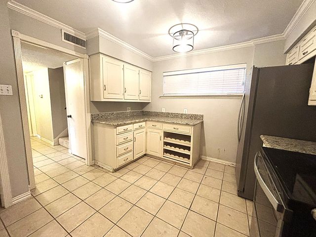 2969 Country Place Circle, Carrollton, TX 75006