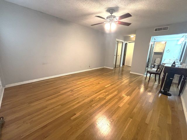2969 Country Place Circle, Carrollton, TX 75006