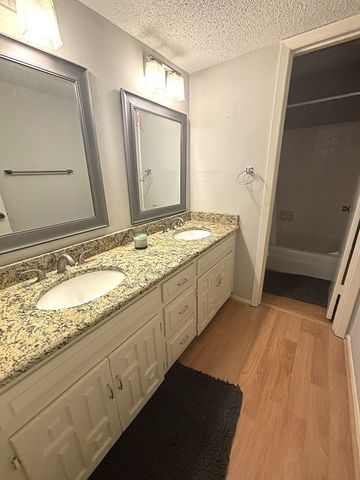 2969 Country Place Circle, Carrollton, TX 75006