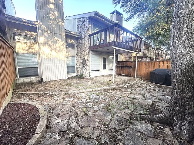 2969 Country Place Circle, Carrollton, TX 75006