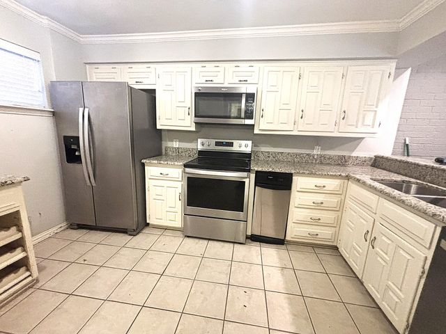 2969 Country Place Circle, Carrollton, TX 75006