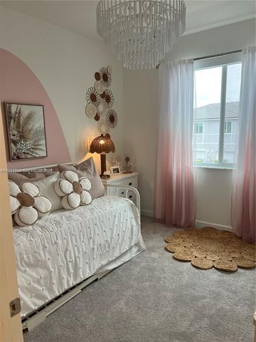 655 SE 13 St, Homestead, FL 33034